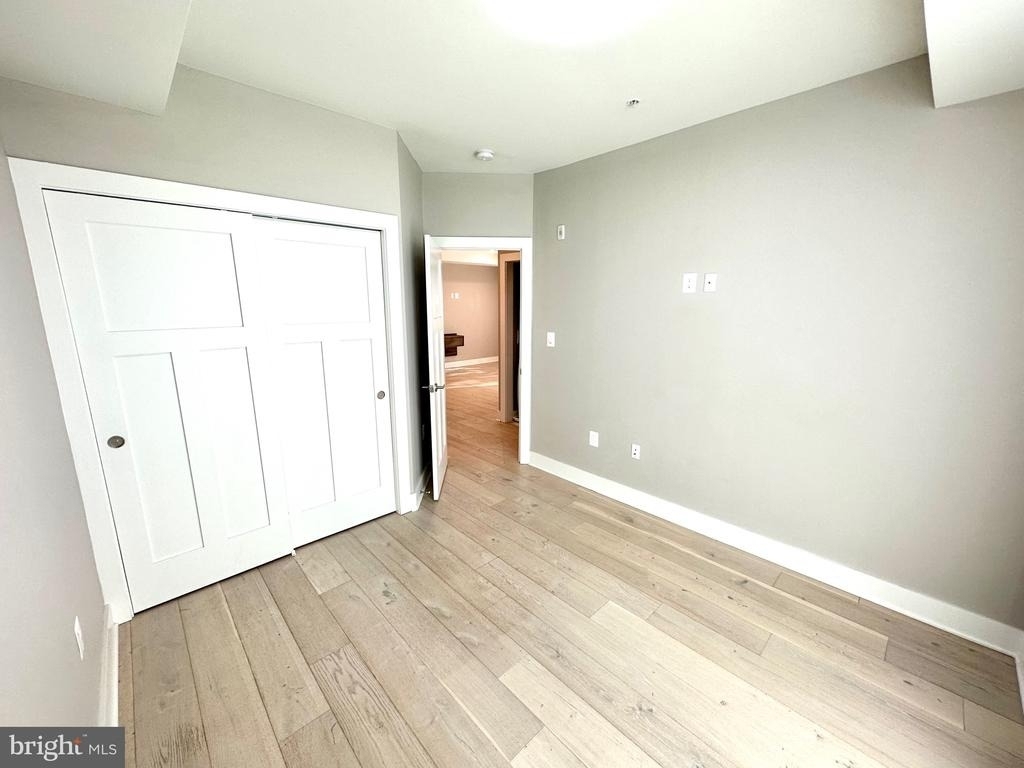 2900 12th Street Ne - Photo 12