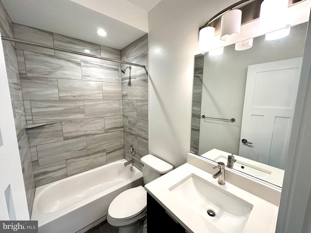 2900 12th Street Ne - Photo 14