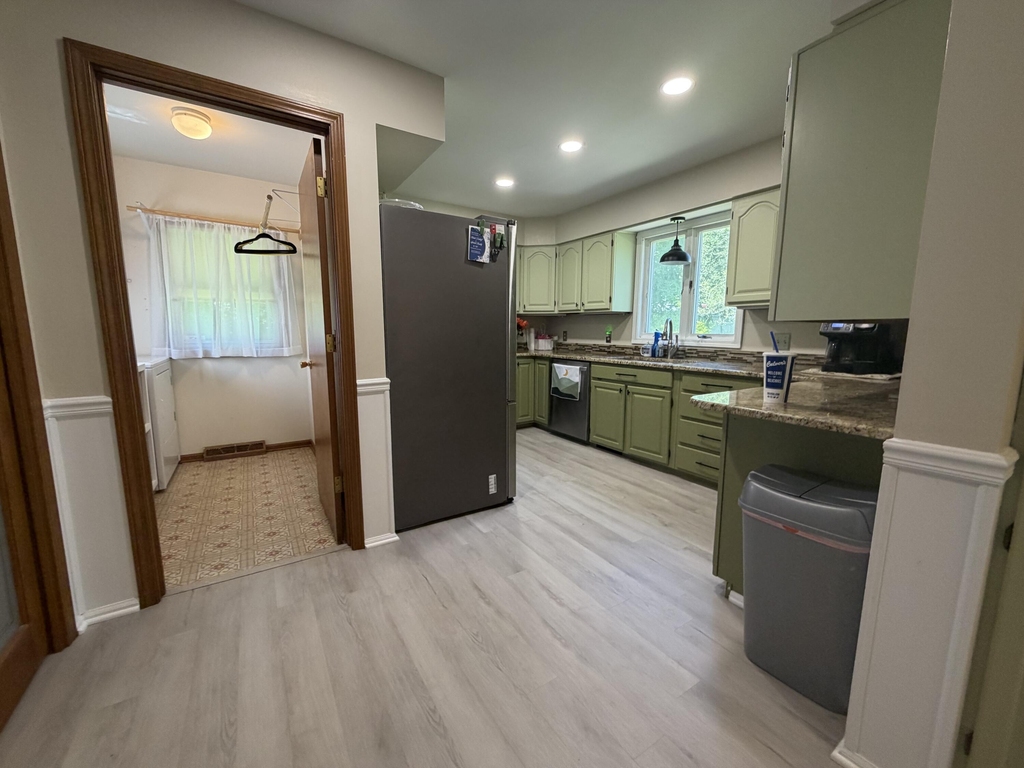 731 Jenks Boulevard - Photo 6