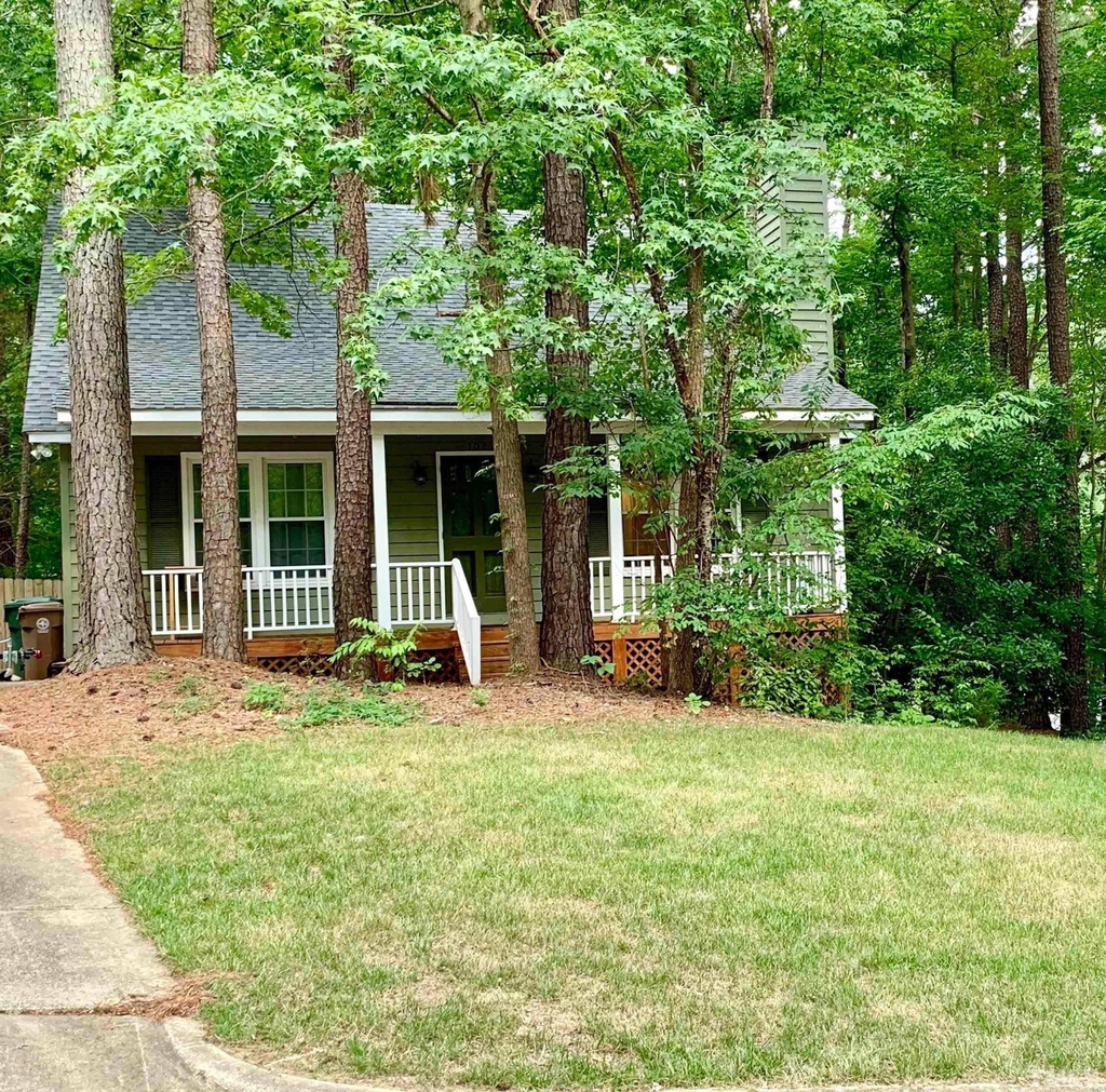 102 Chevron Circle - Photo 1