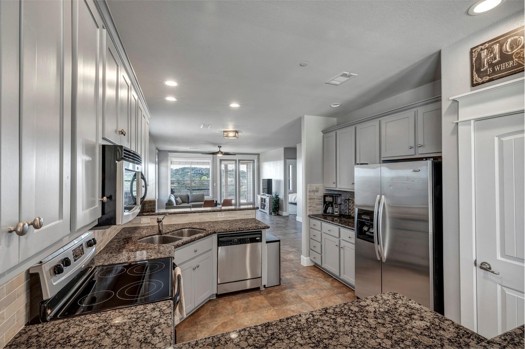 17808 Maritime Point Dr - Photo 3