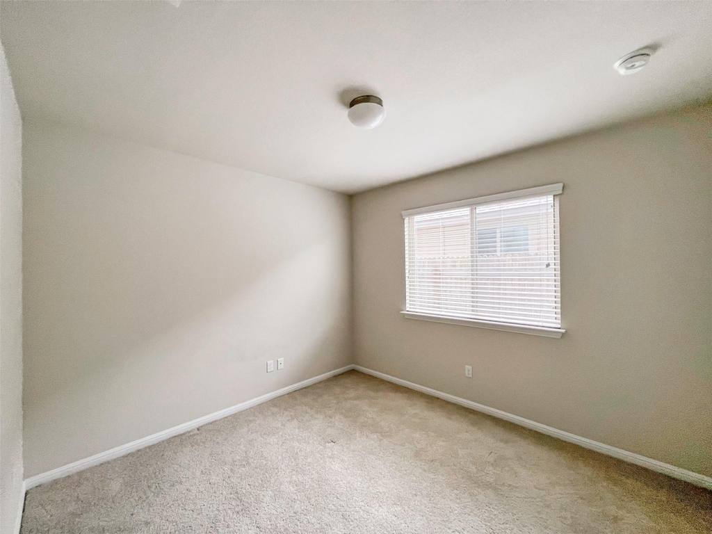 818 Silo St - Photo 25