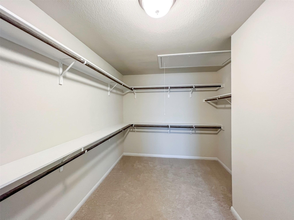 818 Silo St - Photo 17