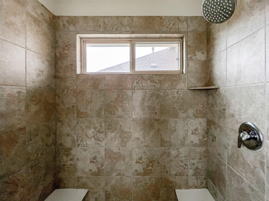 818 Silo St - Photo 21