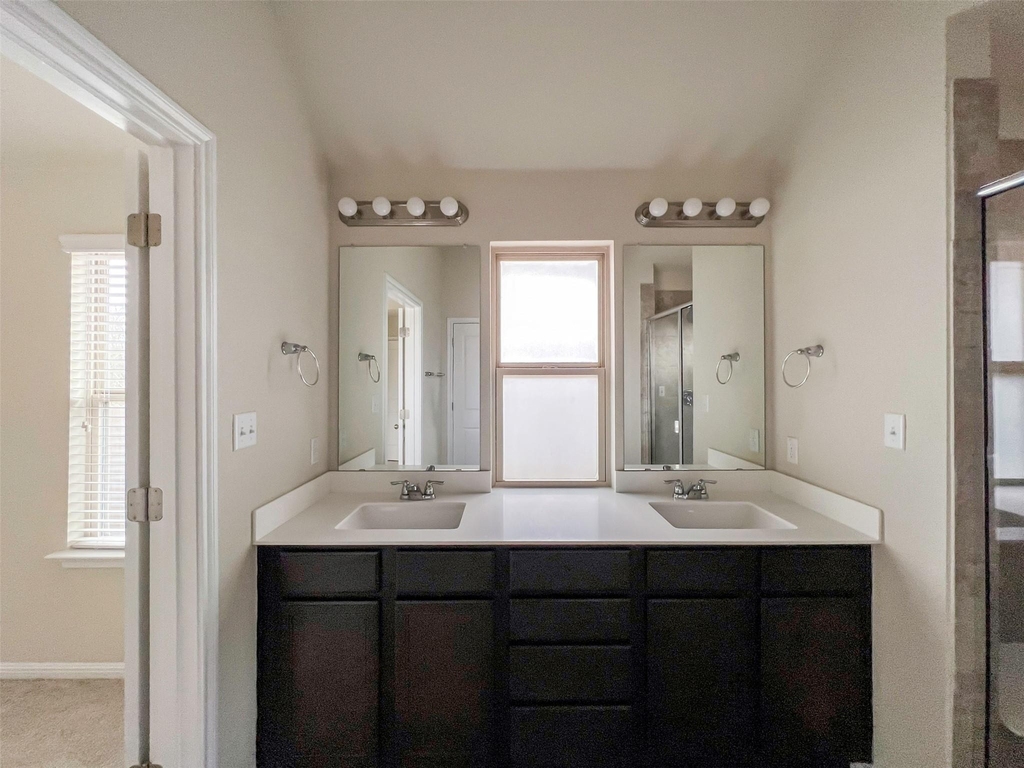 818 Silo St - Photo 20