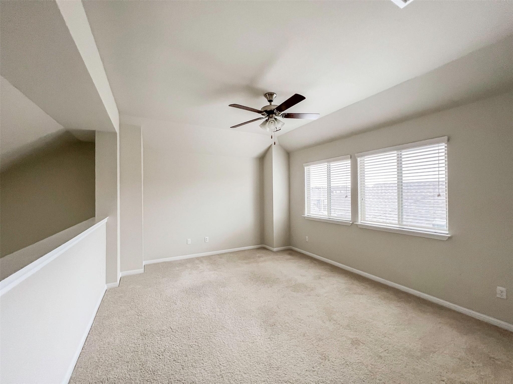 818 Silo St - Photo 13