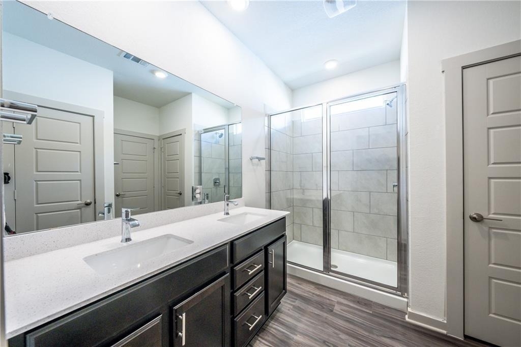 13708 Lubeck Dr - Photo 10