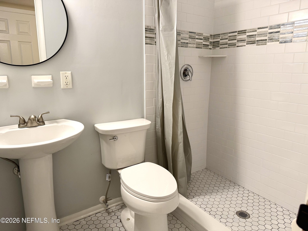 2909 Lauderdale Drive E - Photo 12