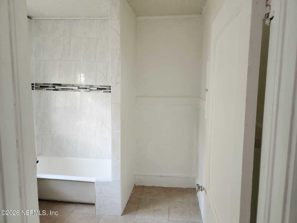 2577 Haldumar Terrace - Photo 5