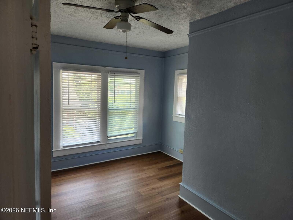 2577 Haldumar Terrace - Photo 9