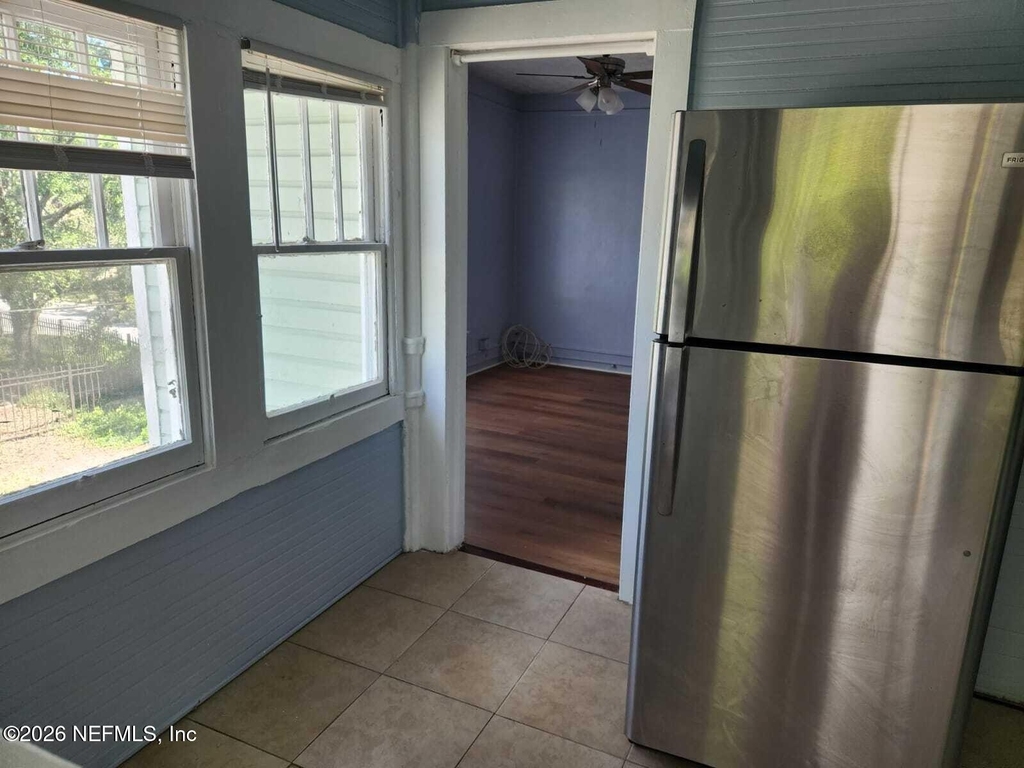 2577 Haldumar Terrace - Photo 8