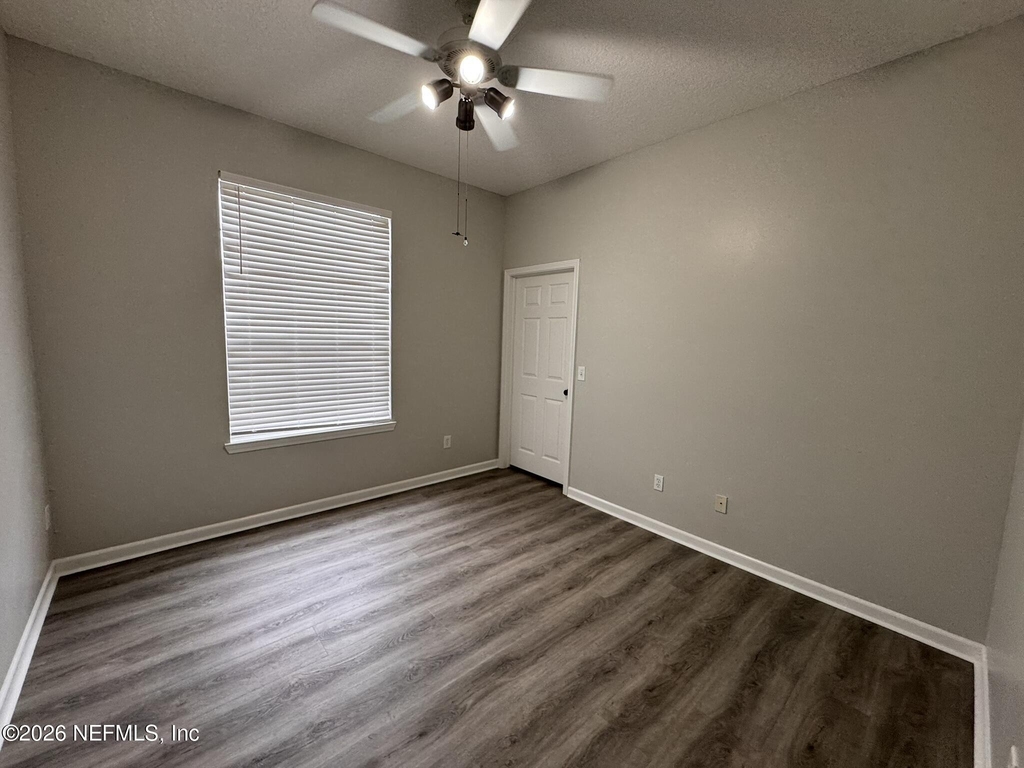 8601 Beach Boulevard - Photo 16