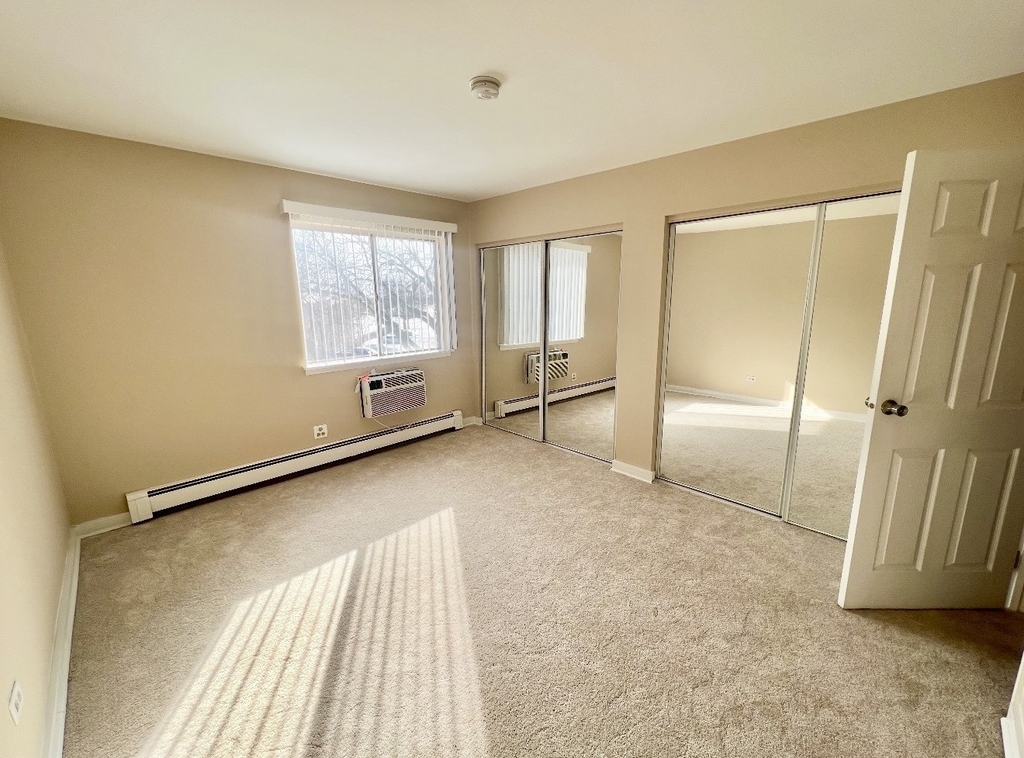 1461 N Winslowe Drive - Photo 7