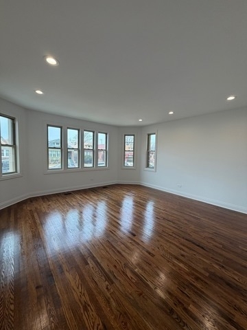 7825 S Wood Street - Photo 3
