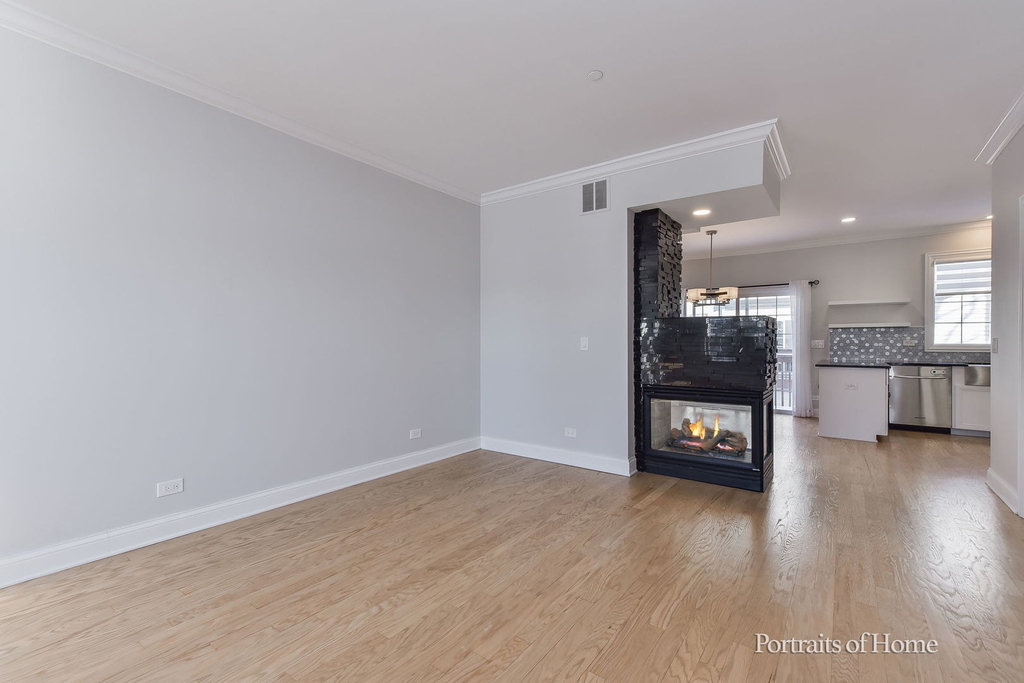 850 Shandrew Drive - Photo 5