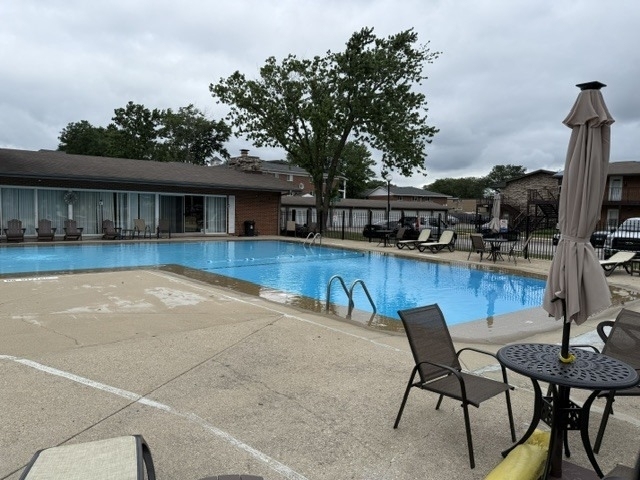 1900 W Knightsbridge Drive - Photo 13