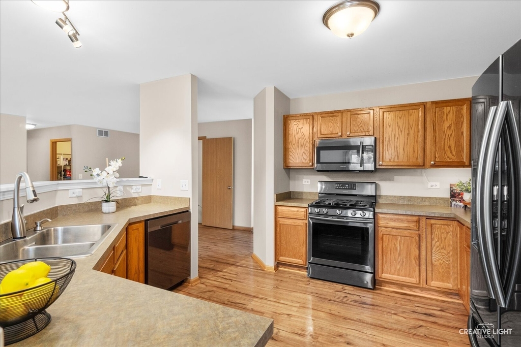 2772 Cranston Circle - Photo 4