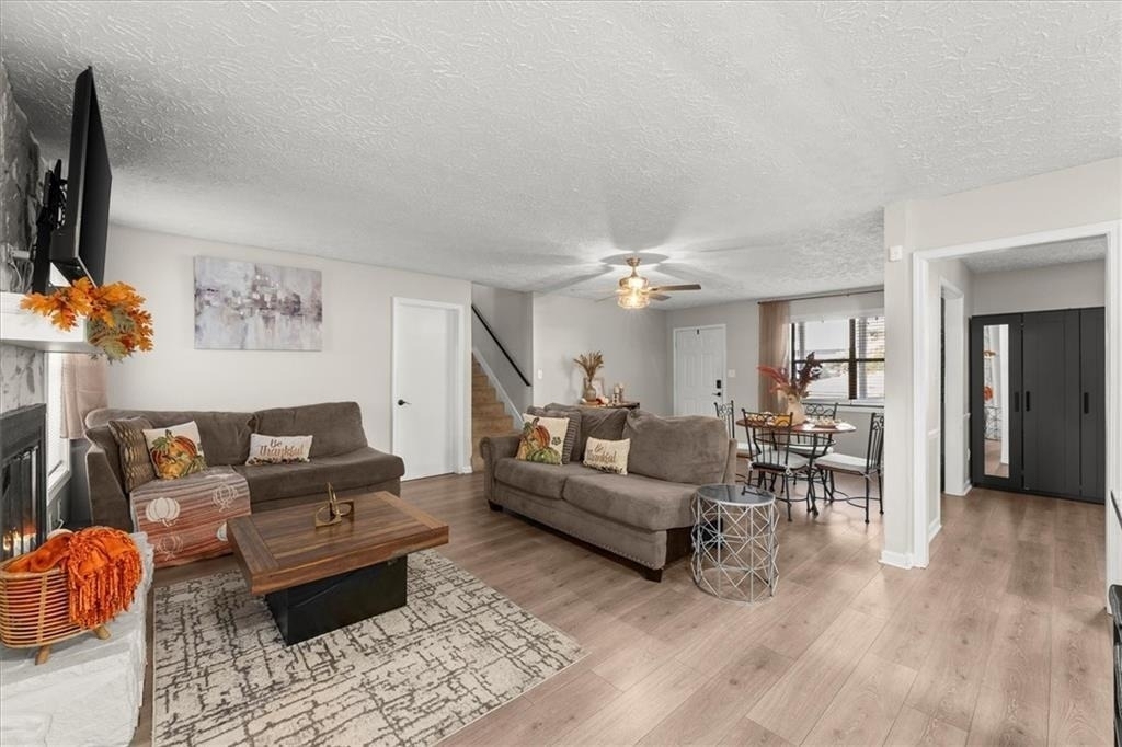 4041 Woodbridge Court - Photo 8