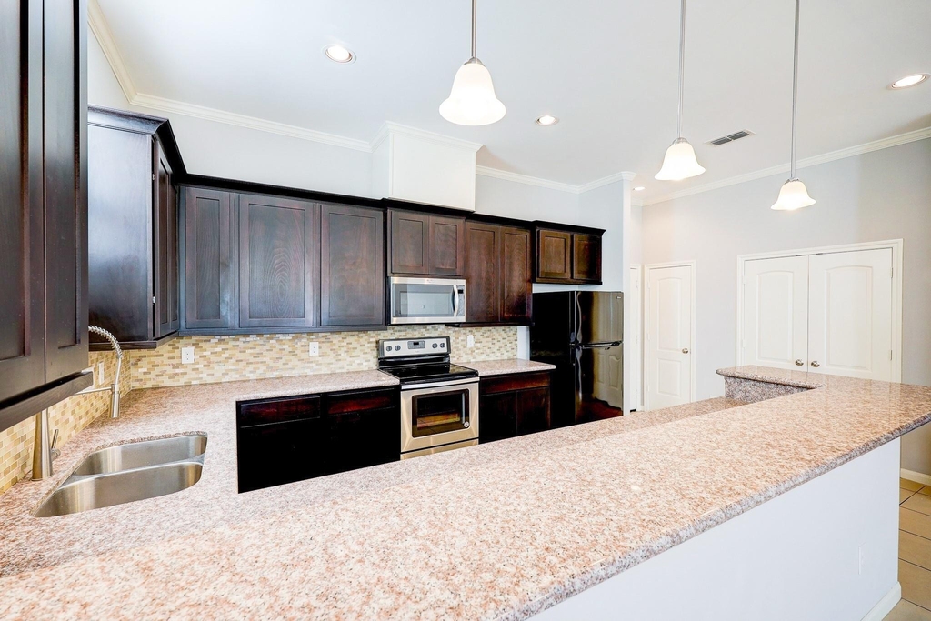 2727 Misty Heath Lane - Photo 14