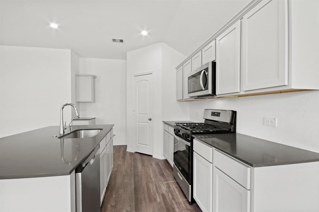 14207 Yellow Jacket Ct - Photo 4