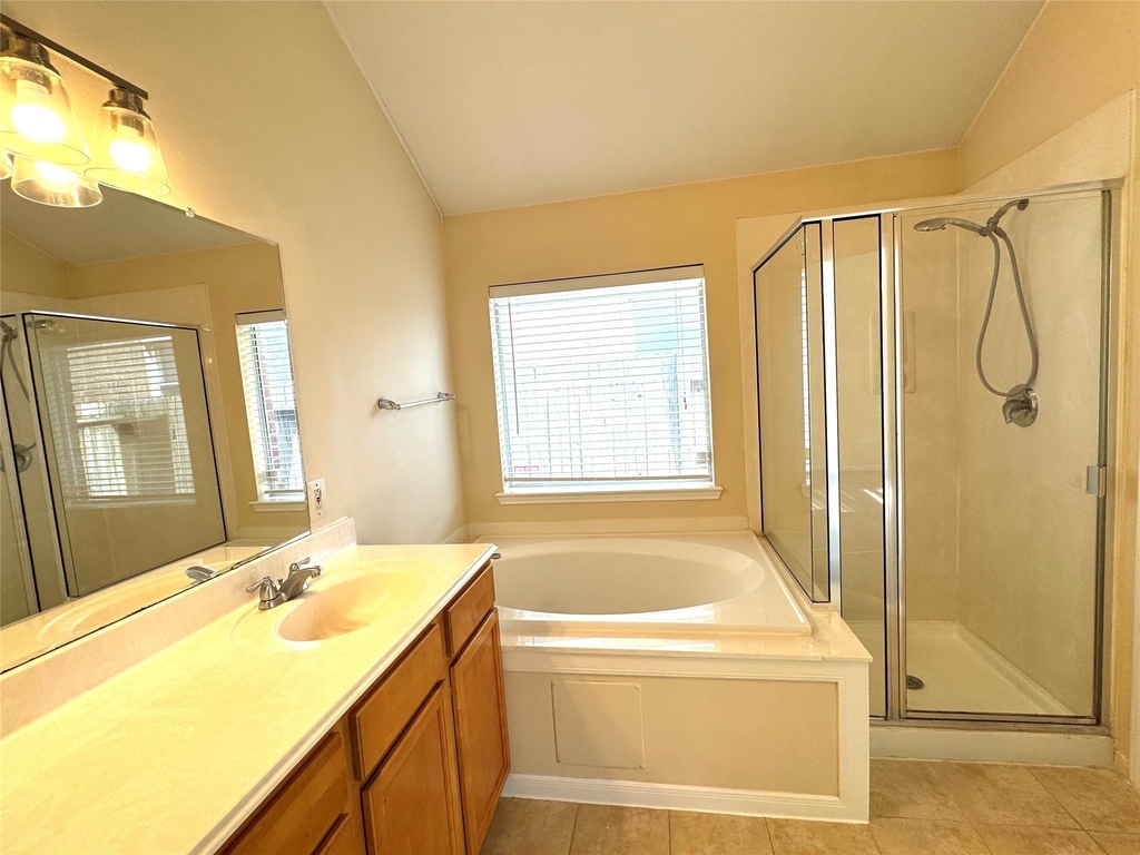 3011 Sunchase Court - Photo 13