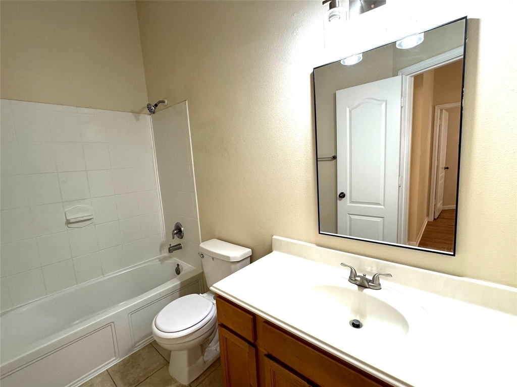 3011 Sunchase Court - Photo 11