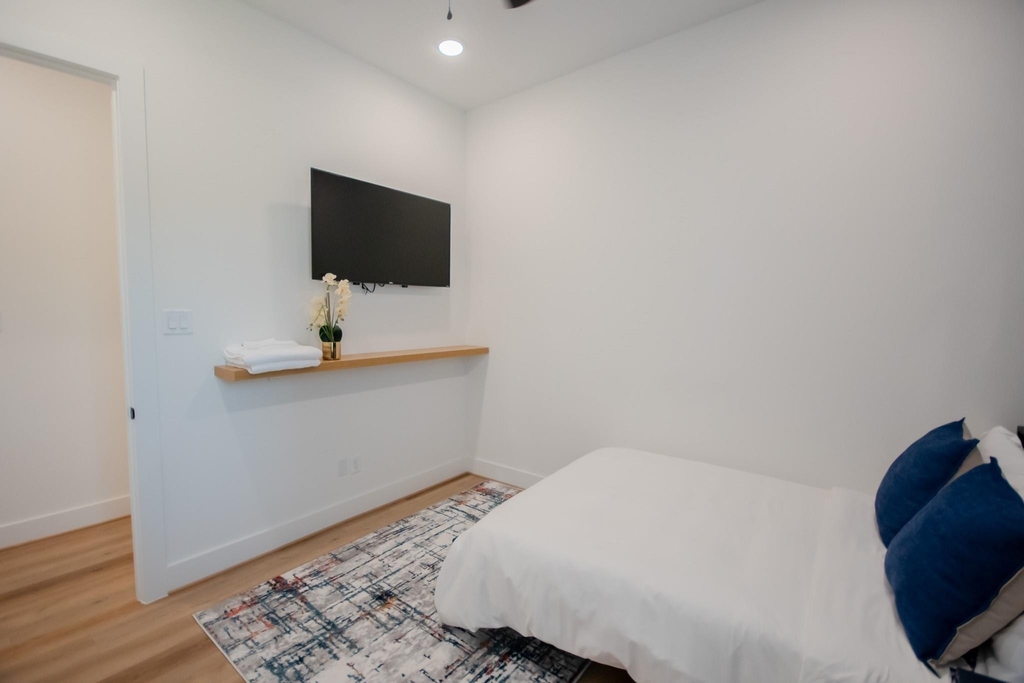 3613 Rosalie Street - Photo 9