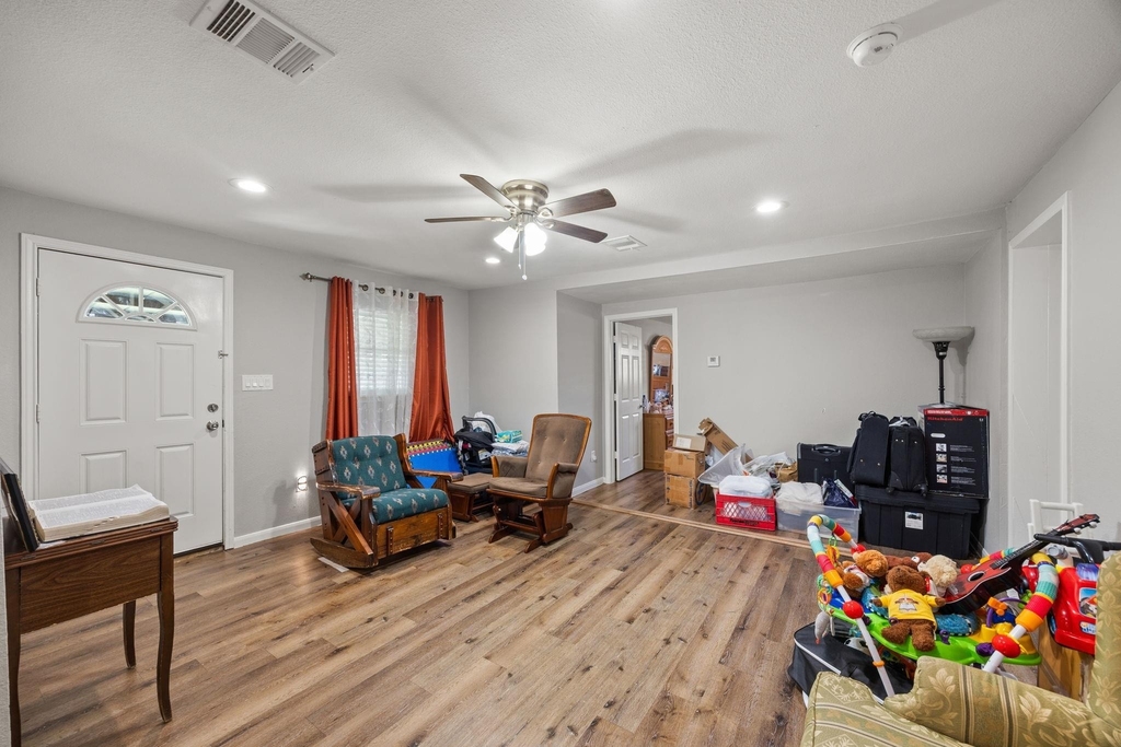 1211 Trimm Avenue - Photo 10
