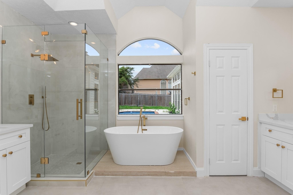 17402 Wilton Park Court - Photo 11