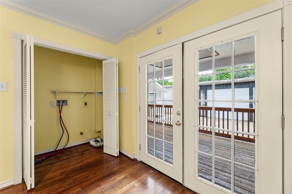 1535 W 25th Street - Photo 32