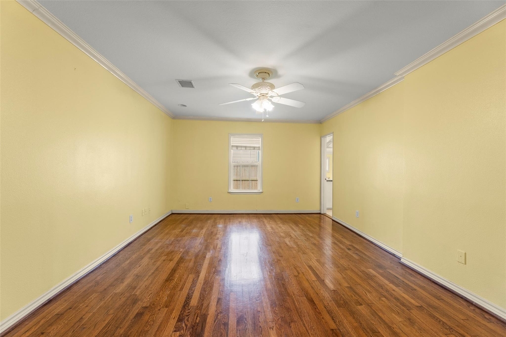 1535 W 25th Street - Photo 24