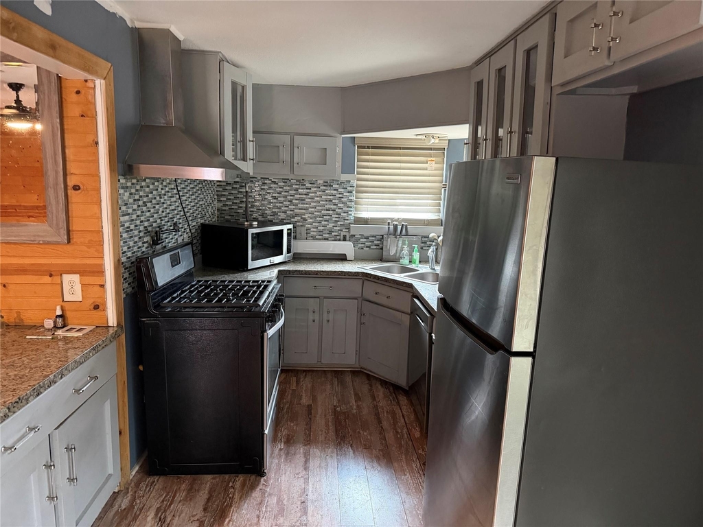 6811 Saint Augustine Street - Photo 3
