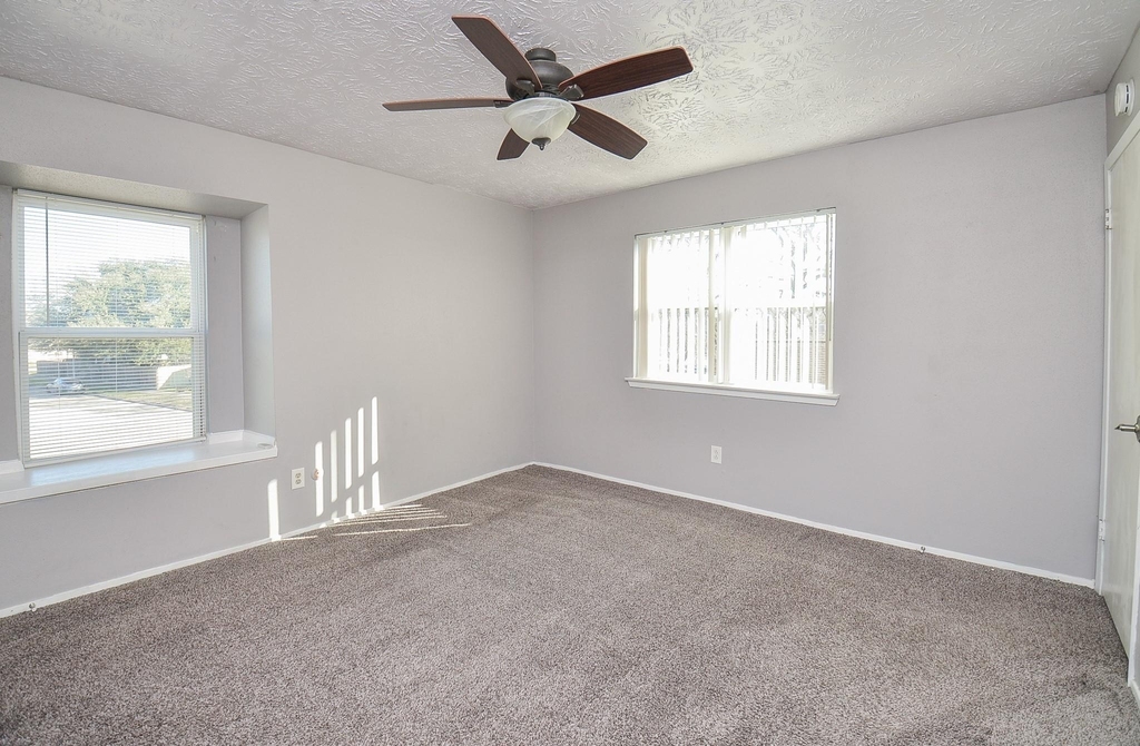 18723 Lippizaner Drive - Photo 16