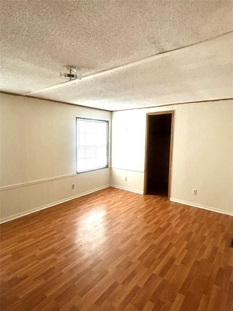 1201 Pampas Lane - Photo 9
