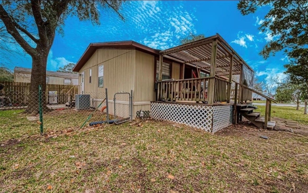 1201 Pampas Lane - Photo 4
