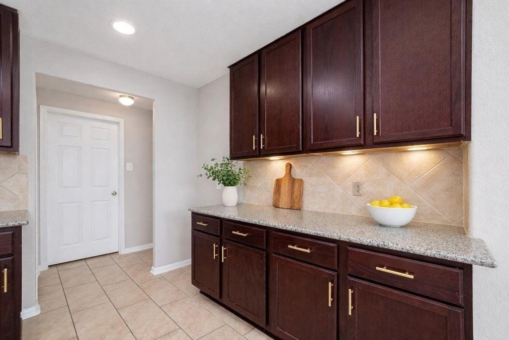 2707 Golden Hills Court - Photo 11