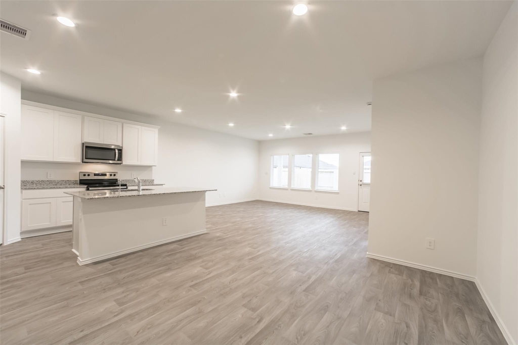 2209 Laurel Bloom Ln - Photo 8