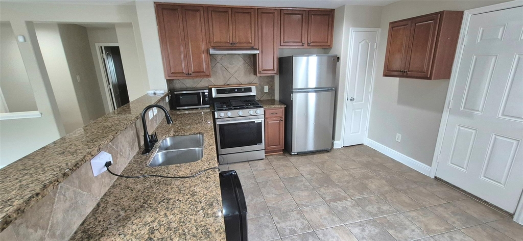 12014 Chelsea Elm Court - Photo 13