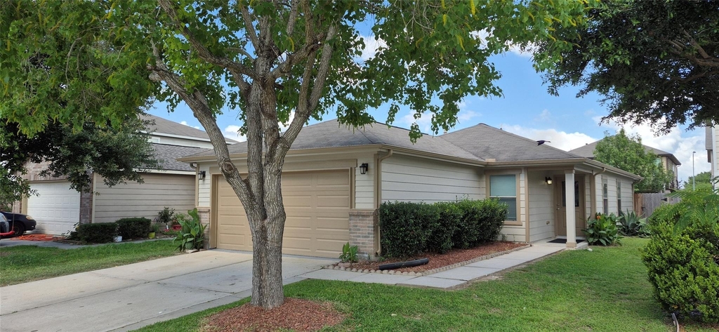 12014 Chelsea Elm Court - Photo 1