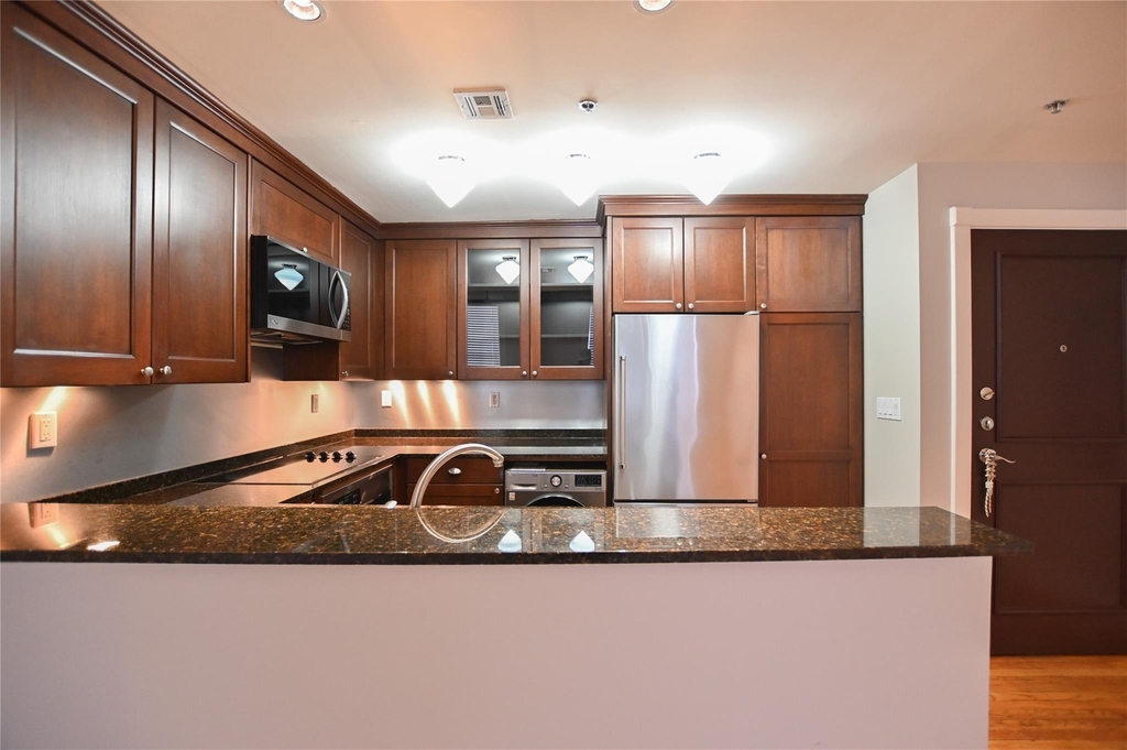 415 22nd Street - Photo 9