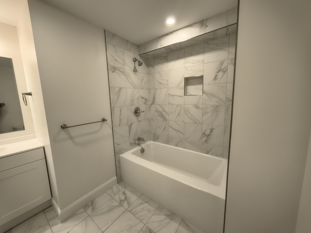 390 Union - Photo 31