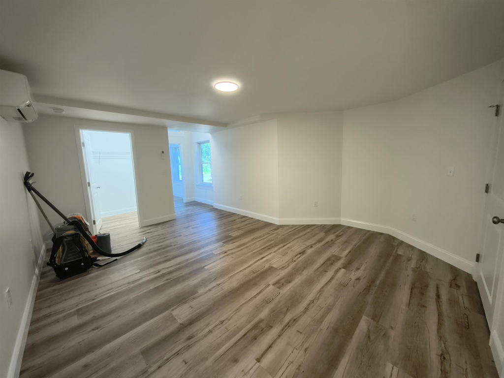 390 Union - Photo 9
