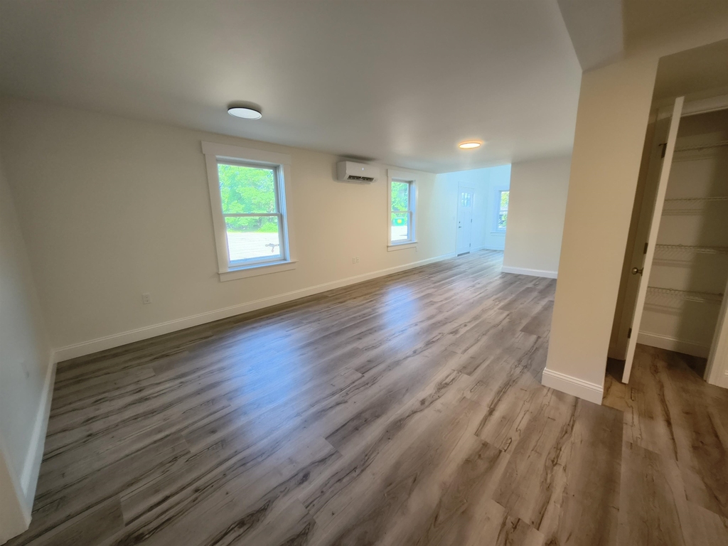 390 Union - Photo 33