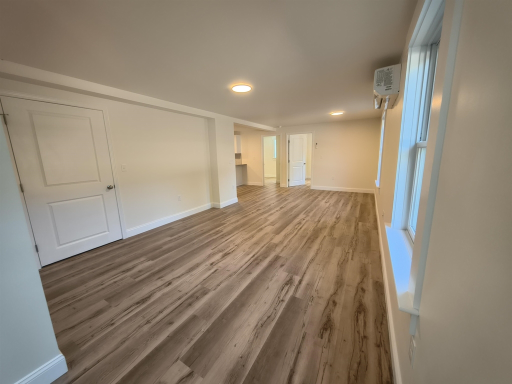 390 Union - Photo 15