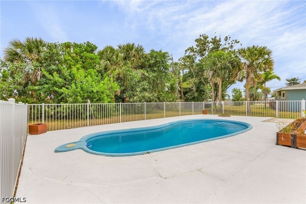5251 Tower Drive - Photo 26