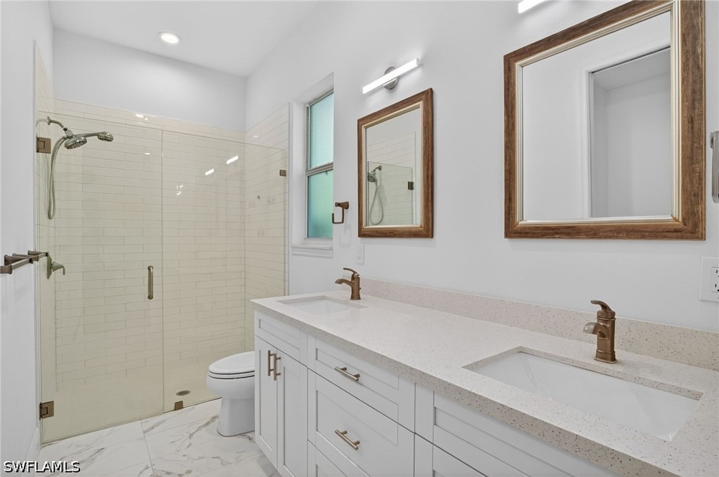 2745 22nd Avenue Ne - Photo 6
