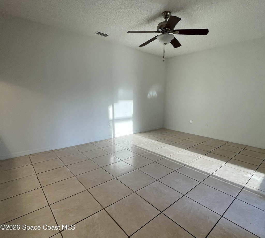 1495 Malibu Circle Ne - Photo 12