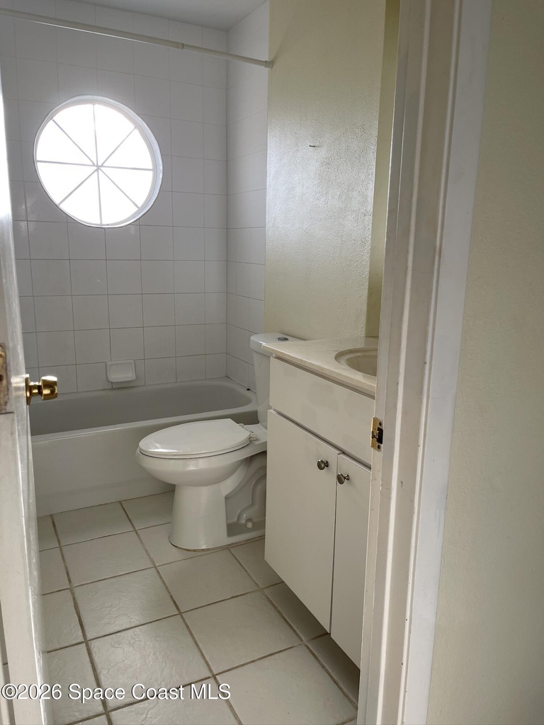 1495 Malibu Circle Ne - Photo 6