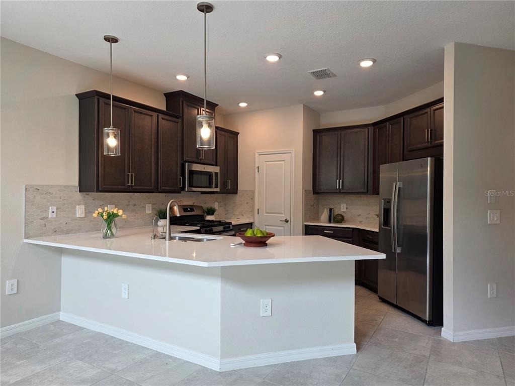 2865 High Pointe Street - Photo 9