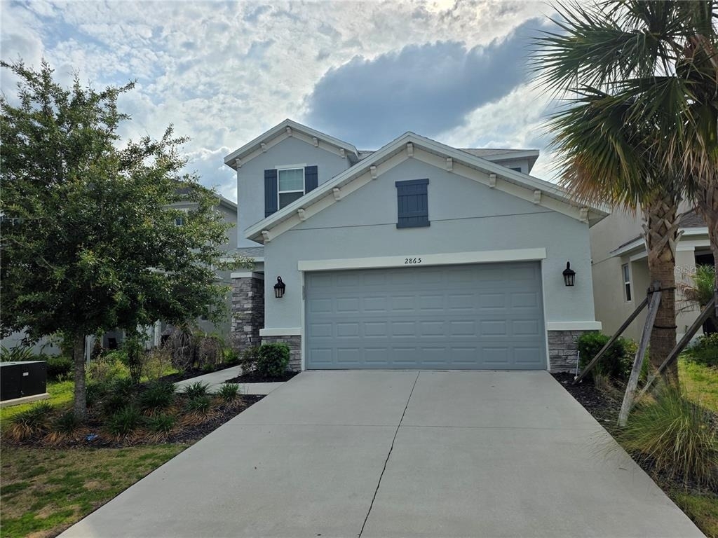 2865 High Pointe Street - Photo 0